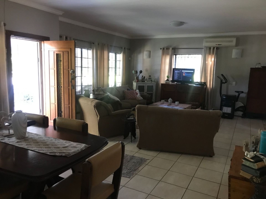 4 Bedroom Property for Sale in Die Rand Northern Cape